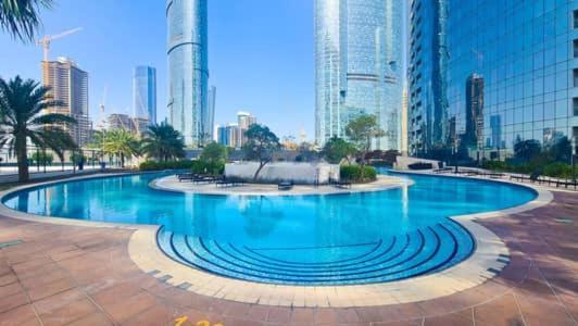 شقة Cozy 1Br In Iconic Tower أبو ظبي المظهر الخارجي الصورة